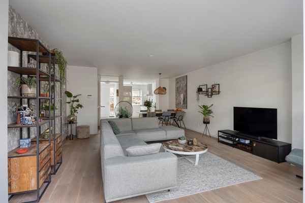 Medium property photo - Hoofpolderstraat 9, 2493 XD Den Haag