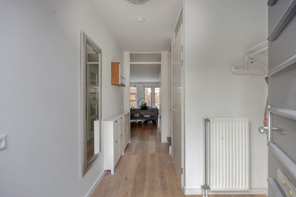 Medium property photo - Hoofpolderstraat 9, 2493 XD Den Haag