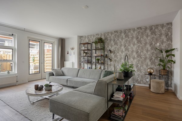 Medium property photo - Hoofpolderstraat 9, 2493 XD Den Haag