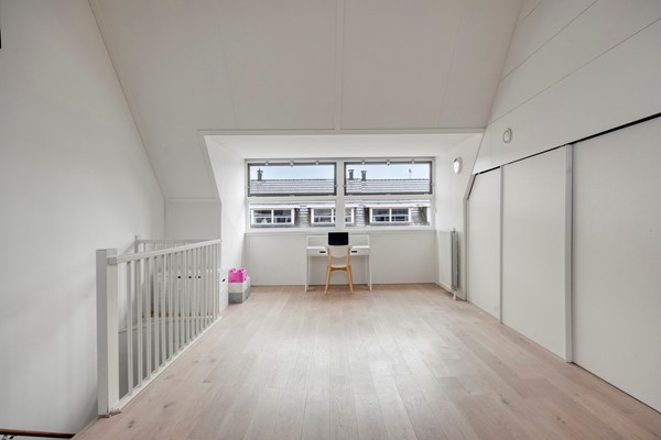 Medium property photo - Hoofpolderstraat 9, 2493 XD Den Haag