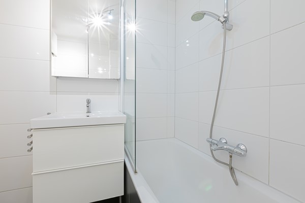 Medium property photo - Paramaribostraat 27-1, 1058 VG Amsterdam