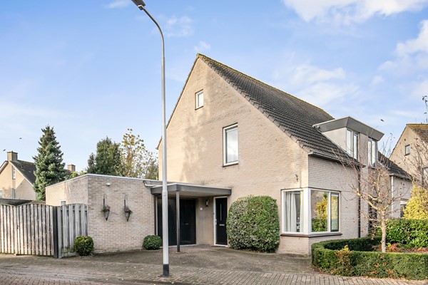 Medium property photo - Middelharnisstraat 27, 5045 JN Tilburg