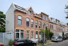 Verkocht: Gerenoveerd en met uniek dakterras!