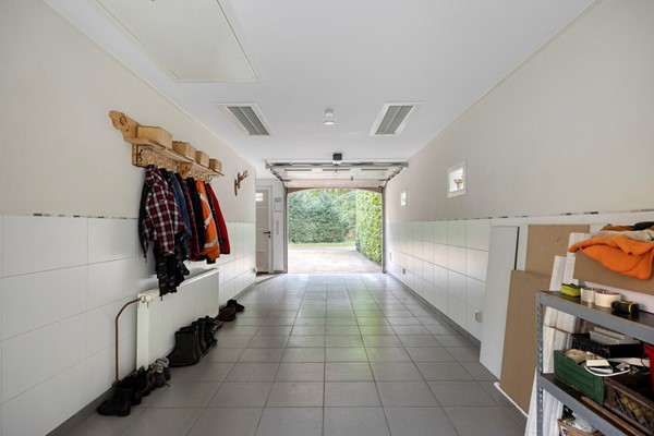 Medium property photo - Heelsumseweg 59, 6874 BB Wolfheze