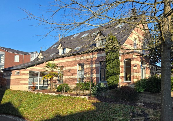 Te koop: Unieke, karakteristieke villa met maar liefst 365 m2 woonoppervlakte in het centrum van Oosterbeek