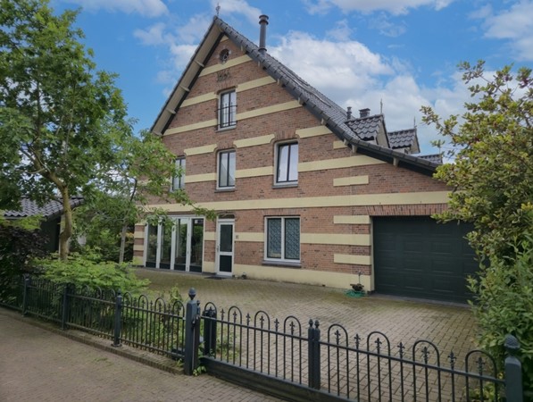 Te koop: Unieke, karakteristieke villa met maar liefst 365 m2 woonoppervlakte in het centrum van Oosterbeek