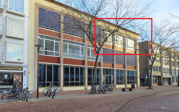 Te koop: 2-kamerappartement met balkon en parkeerplaats in het hart van Arnhem-centrum.