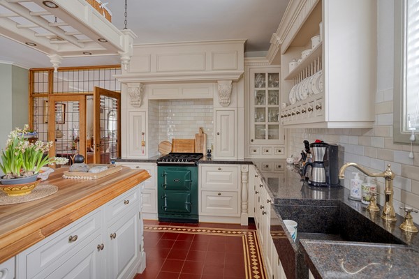 Medium property photo - Van Goghstraat 2, 6813 HG Arnhem