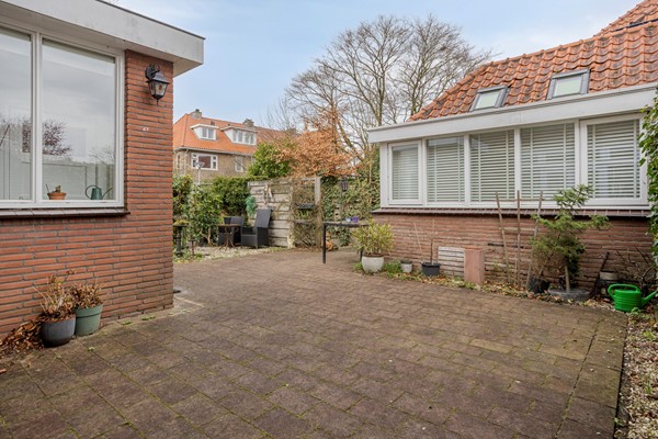 Medium property photo - Van Goghstraat 2, 6813 HG Arnhem