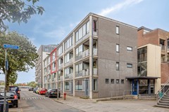 Te koop: Supercentrale locatie op steenworp afstand van de Rijnkade!