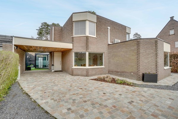 For sale: BELGIUM: Zutendaal: Stylish Villa With 3–4 Bedrooms, FOR SALE NEW!