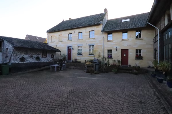 For rent: Spacious Farmhouse (4-5 bedrooms) for rent in a TOP Location in the picturesque village of EIJCKELRADE