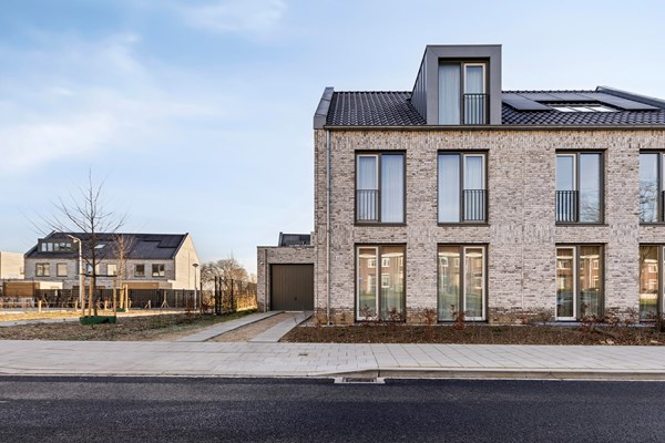 TE HUUR: prachtig energiezuinig (A+++) Nieuwbouw woning volledig gemeubileerd met 5-slaapkamer en een tuin in Maastricht!