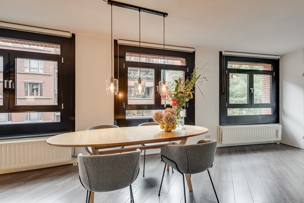 Foto - Te huur: Magnifiek ruim 2-slaapkamer appartement te huur op een TOP-locatie in het centrum (Wyck) van Maastricht