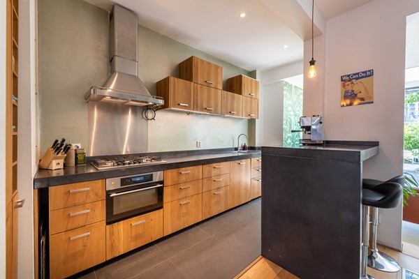 Medium property photo - Admiraal de Ruijterweg 376H, 1055 NC Amsterdam