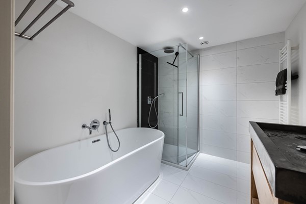 Medium property photo - Admiraal de Ruijterweg 376H, 1055 NC Amsterdam