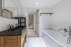 New for sale: Admiraal de Ruijterweg 376H, 1055 NC Amsterdam