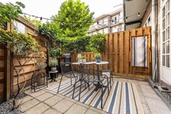 New for sale: Aalsmeerplein 8H, 1059 AS Amsterdam