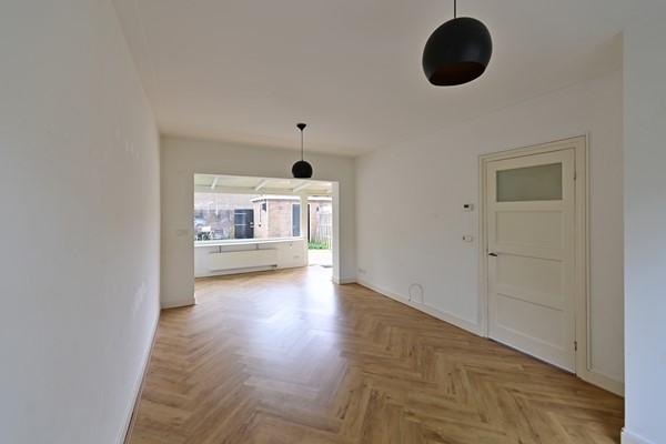 Te koop: P.M.R. Versteeghstraat 6, 1403RV Bussum