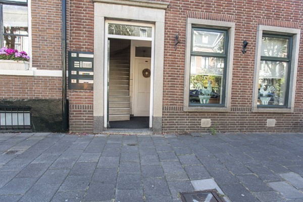 Medium property photo - Kanaalweg, 2584 CD Den Haag