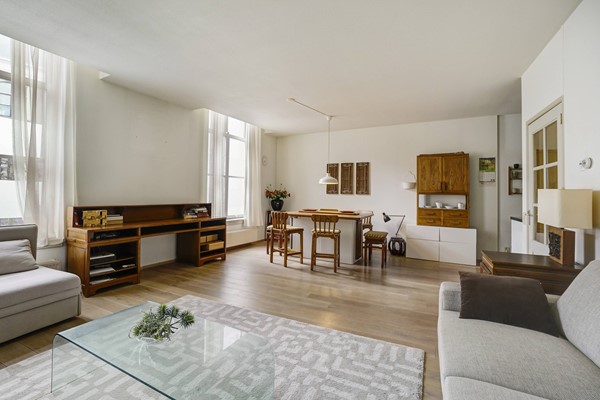 Medium property photo - Westeinde, 2512 GS Den Haag