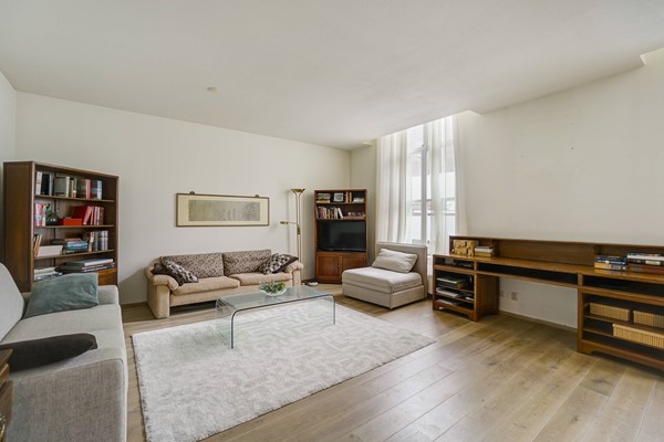 Medium property photo - Westeinde, 2512 GS Den Haag