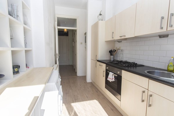 Medium property photo - Kanaalweg, 2584 CD Den Haag