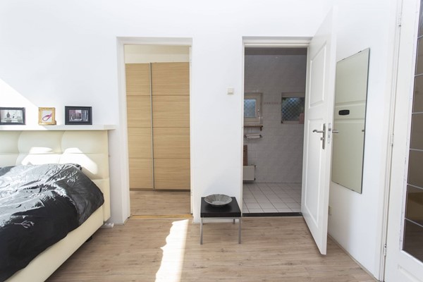 Medium property photo - Kanaalweg, 2584 CD Den Haag