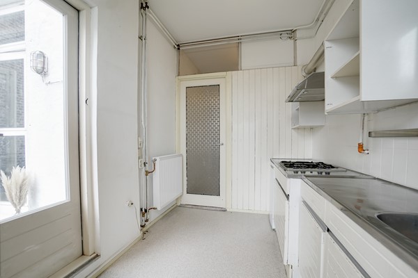 Medium property photo - Valkenboslaan 39A, 2563 CE Den Haag