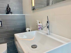 New for sale: Tjalie robinsonduin 17, 2566 HE The Hague