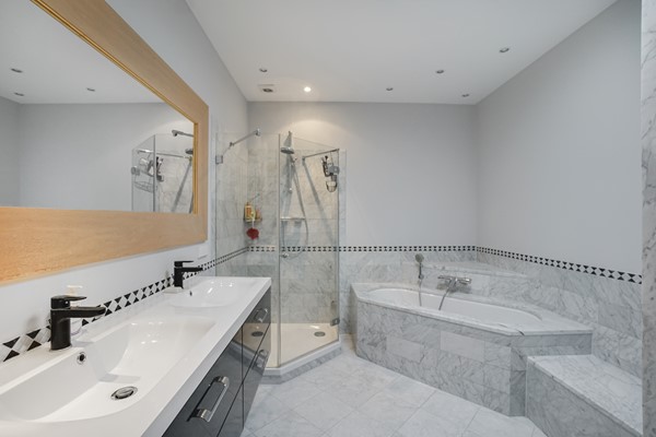 Medium property photo - Badhuisweg, 2597 JS The Hague