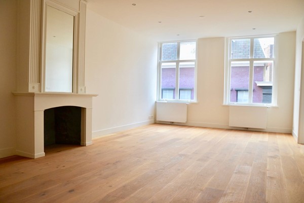 Medium property photo - Hoogstraat, 2513 AP The Hague