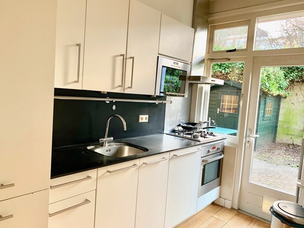 Medium property photo - Pieter van den Zandestraat, 2513 TM Den Haag