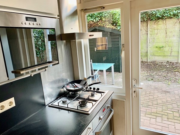 Medium property photo - Pieter van den Zandestraat, 2513 TM Den Haag