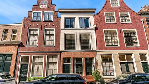 Te koop: Nieuwsteeg 39, 2311 RZ Leiden