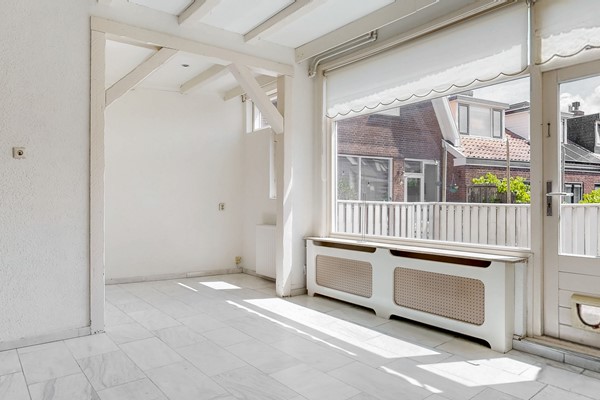 Medium property photo - Van der Waalsstraat 1, 2313 VB Leiden