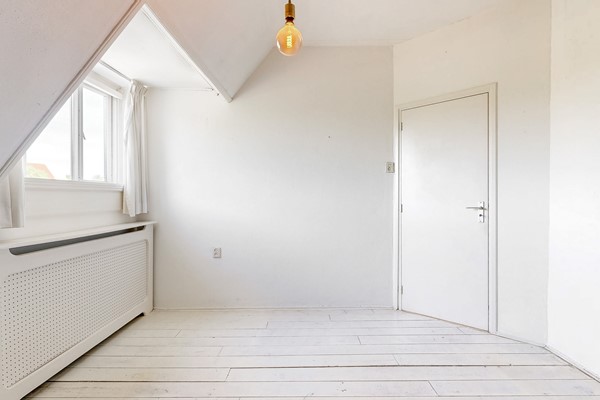Medium property photo - Van der Waalsstraat 1, 2313 VB Leiden