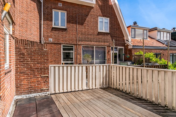 Medium property photo - Van der Waalsstraat 1, 2313 VB Leiden
