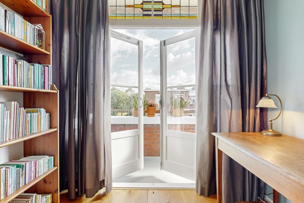 Medium property photo - Perenstraat 12, 2564 SE Den Haag
