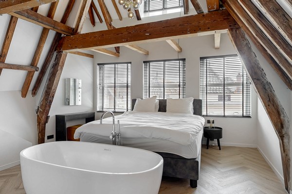 Medium property photo - Hogewoerd 46A3, 2311 HN Leiden