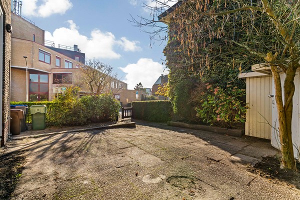 Medium property photo - Bloemistenlaan 46, 2313 BB Leiden