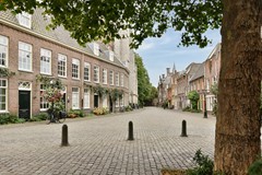 Pieterskerkhof 36 - 67.jpg