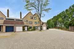 Tussenwoning te koop: Kroeskarper 6, Leiden