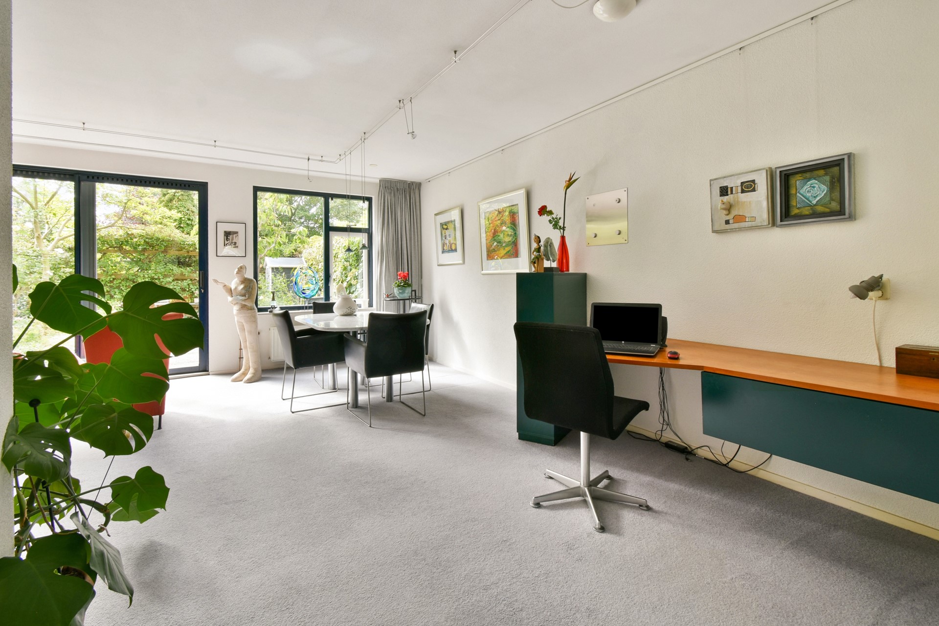 Tussenwoning te koop: Kroeskarper 6, Leiden