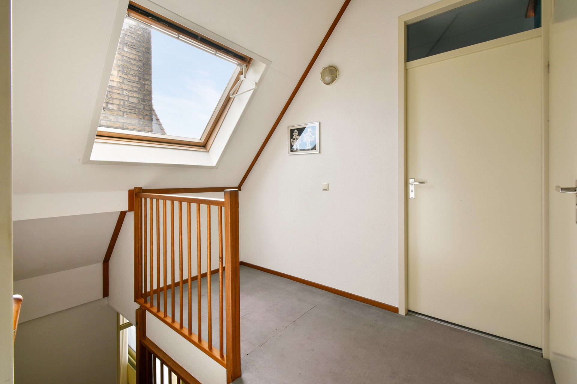 Tussenwoning te koop: Kroeskarper 6, Leiden