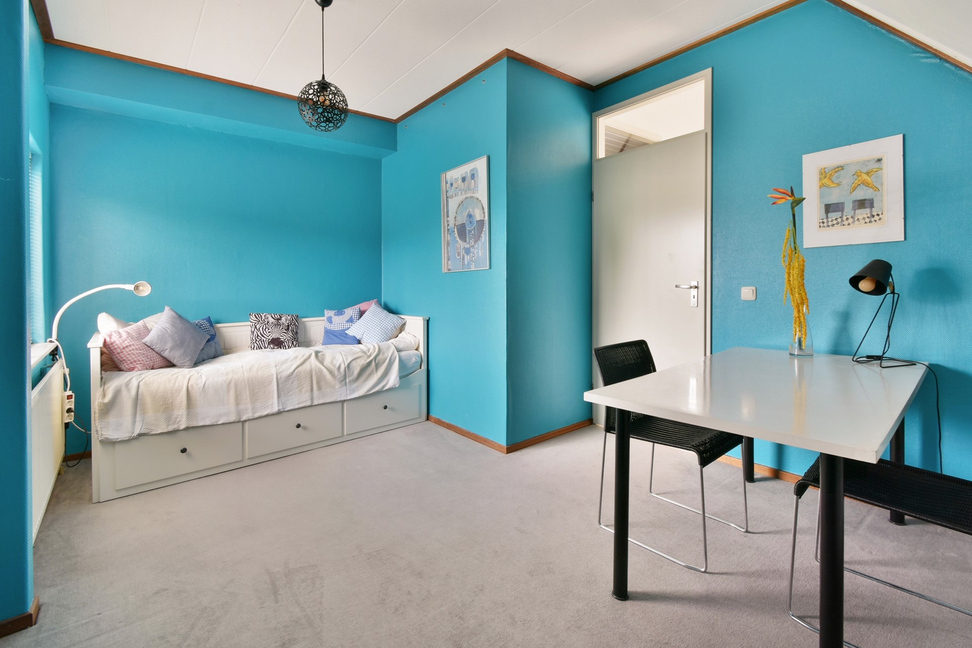 Tussenwoning te koop: Kroeskarper 6, Leiden