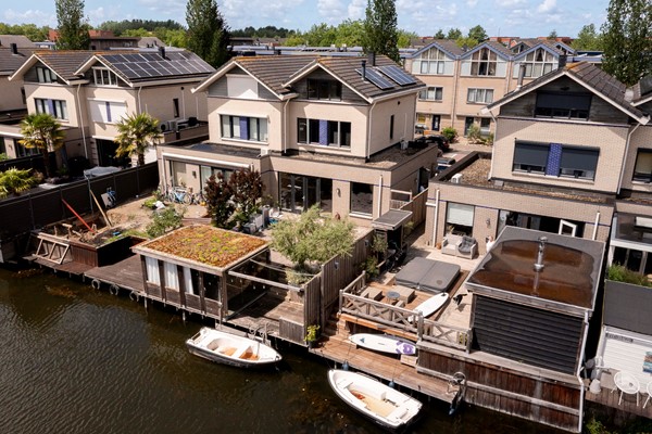 Te koop: Topaaslaan 25, 3162TD Rhoon