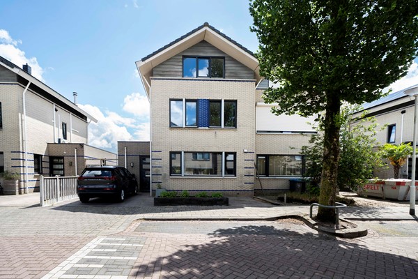 Te koop: Topaaslaan 25, 3162TD Rhoon
