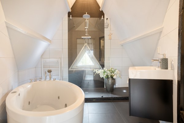 Medium property photo - Diepenveenseweg 206, 7413 AW Deventer