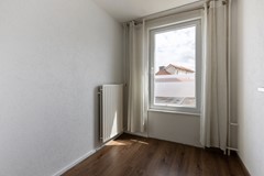slaapkamer achter links (2).jpeg